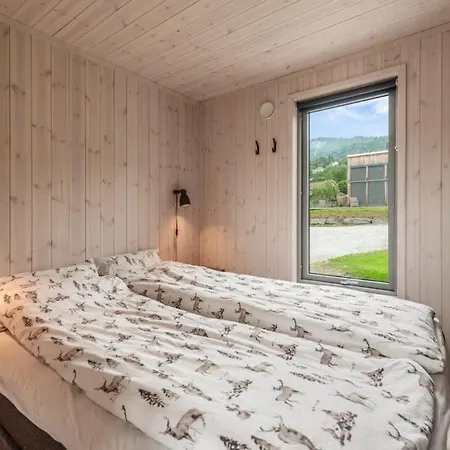 Cozy By Hallingdalselva 度假居 *